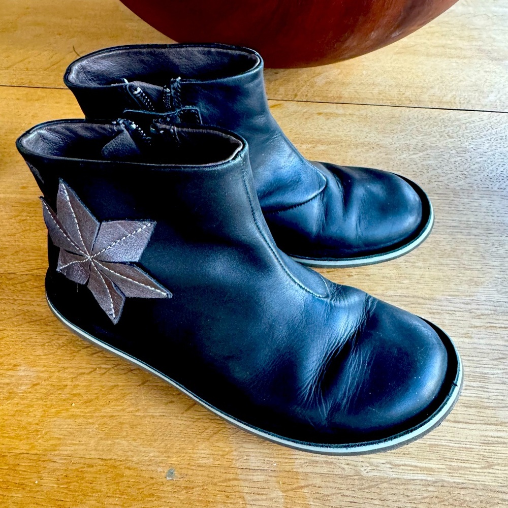 Camper boots girls